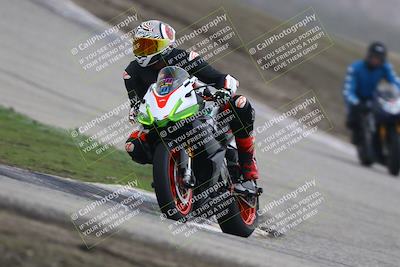 media/Nov-29-2025-TrackDaz (Sat) [[10ae2d9bce]]/B Group/Session 3 (Outside Grapevine)/